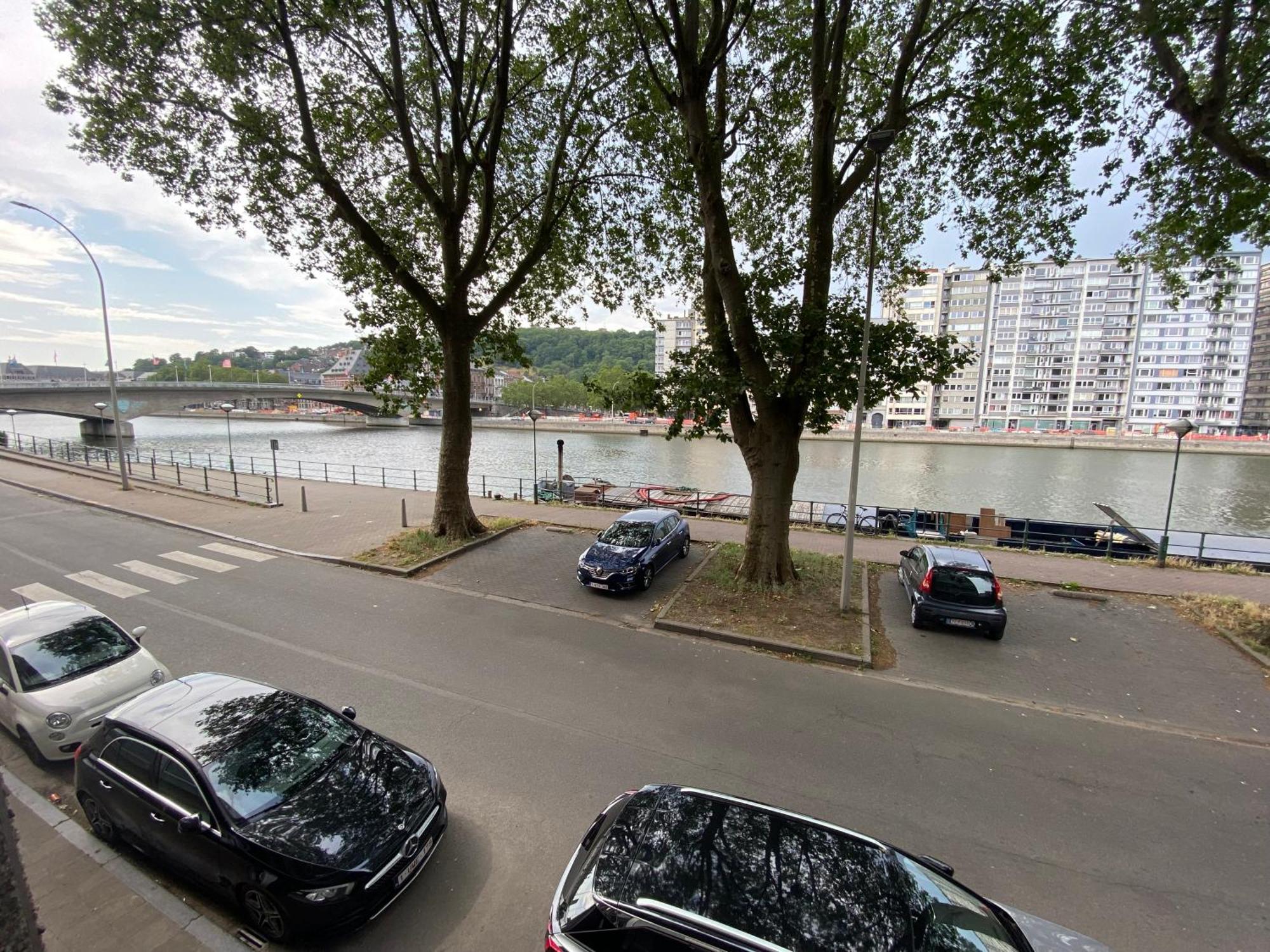 "Coeur De Meuse" - Appartement Tout Confort A Liège Kültér fotó